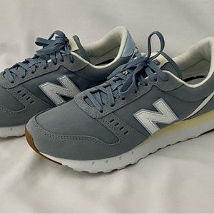 New Balance 311 Blue Gray Sneaker Shoes 9.5 Women’s Like NEW
